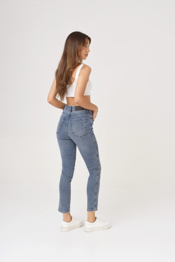 SKINNY EILEEN - Imagen 4